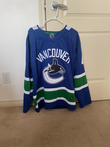 Elias Pettersson Canucks Jersey