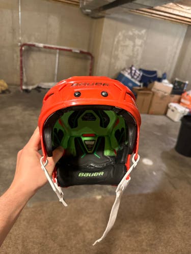 Used Medium Bauer  Hyperlite Helmet