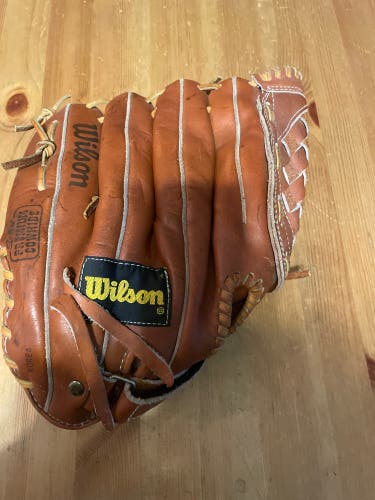 Wilson 11” Basketball mitt A2124