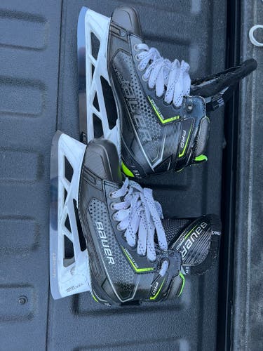 Senior Used Bauer Pro Hockey Goalie Skates Regular Width Size 7.5