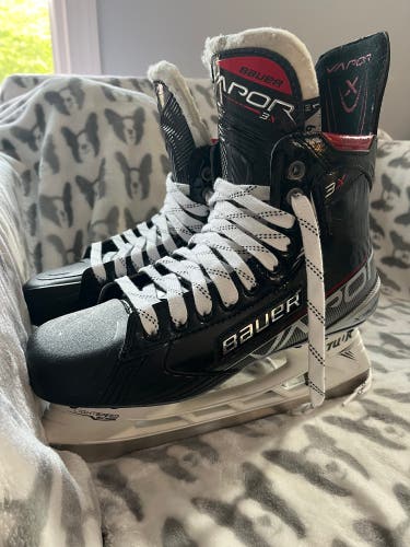 Like New ! Bauer Size 9 Vapor 3X Hockey Skates