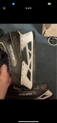 Used Bauer Regular Width  Size 11 Pro Hockey Goalie Skates