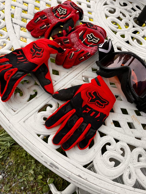 Men's Motocross Gloves And Goggle Bundle