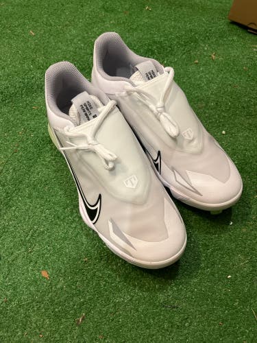 new mike trout zoom 8 size 9.5 men’s