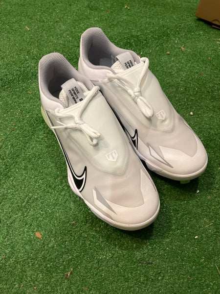 new mike trout zoom 8 size 9.5 men’s