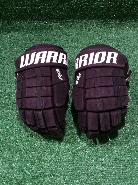 Warrior Dynasty AX3 12" Hockey Gloves