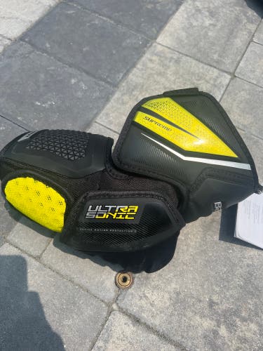 Bauer S21 Untrasonic Elbow Pads
