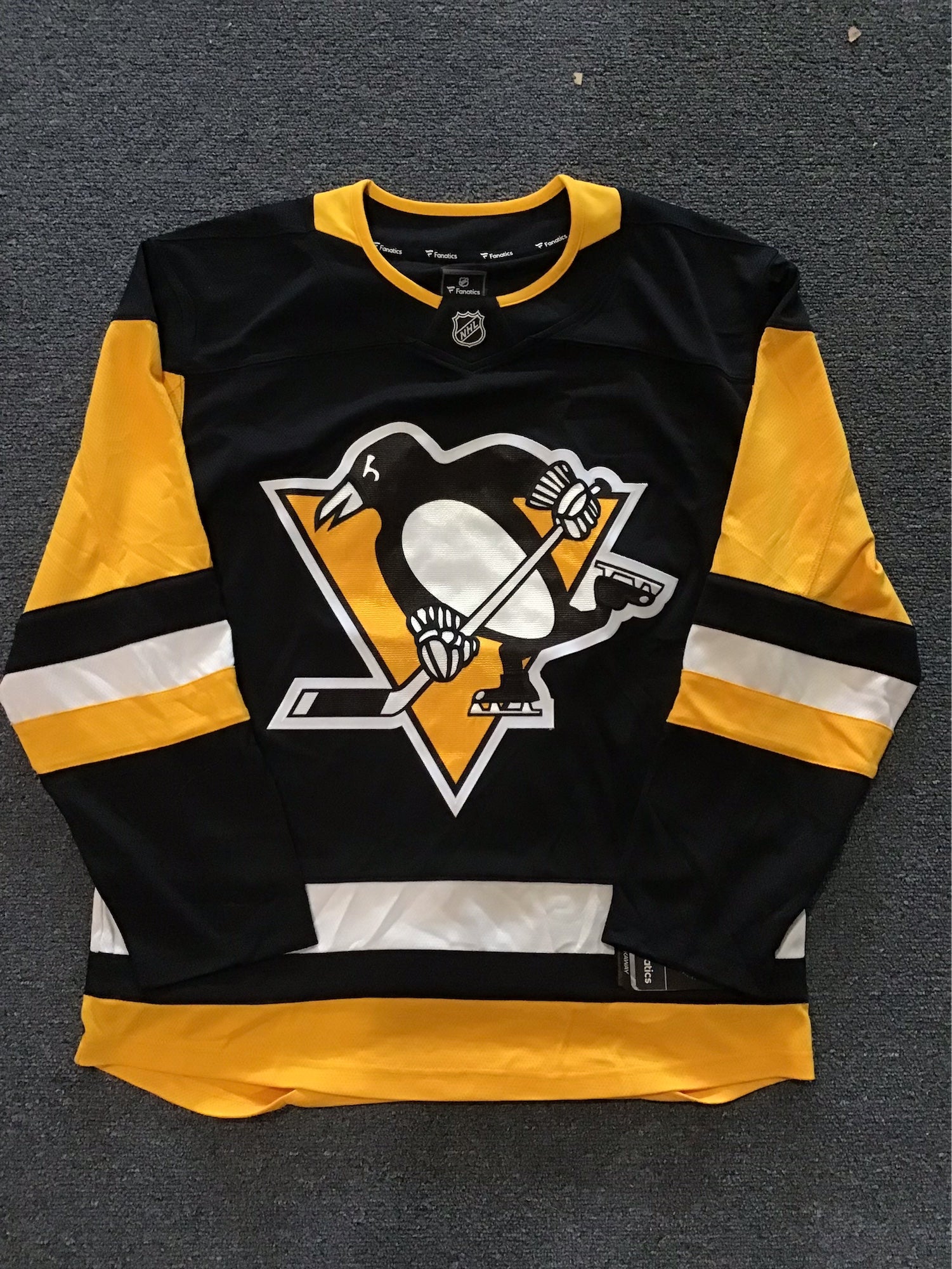 Adidas Authentic Pittsburgh Penguins Robo Pen Reverse Retro NHL Jersey  Black 54