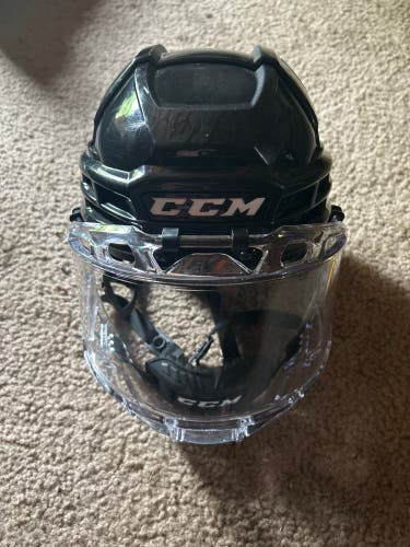 Used Medium CCM Super Tacks X Helmet