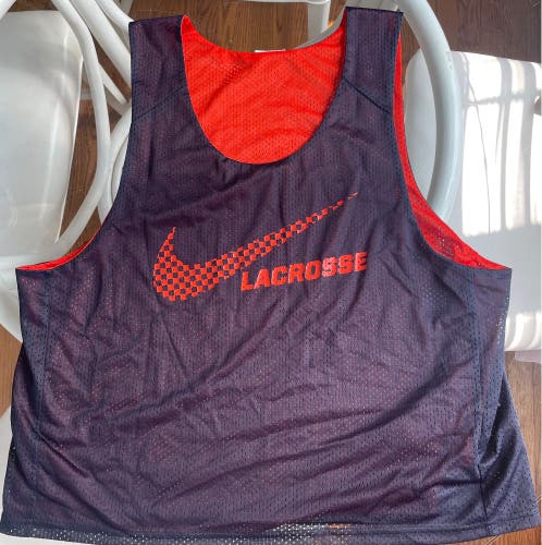 Nike lacrosse pinnie