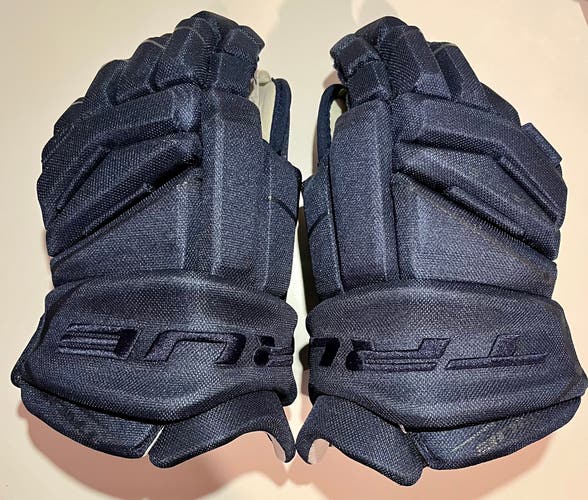 True Catalyst Black Hockey Gloves Senior SZ 14”