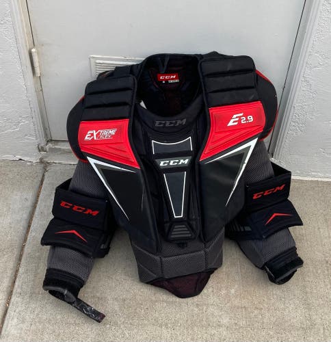 Used CCM Eflex 2.9 Senior Small Chesty