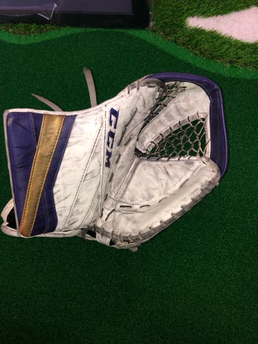 Used NCAA CCM EFlex III Pro Glove 600 Break White/Purple/Gold