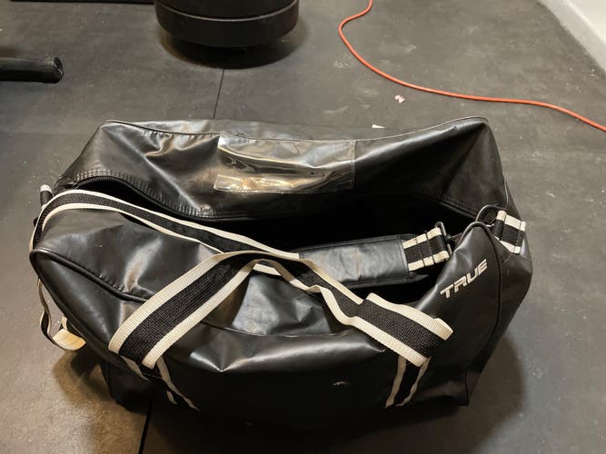 True Coaches Hockey Bag