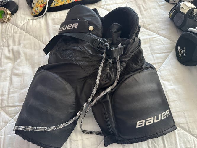 Junior Small Bauer  Nexus Hockey Pants