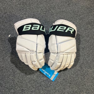 New Rare Cale Makar Bauer 2022-23 All-Star Game Gloves 14”
