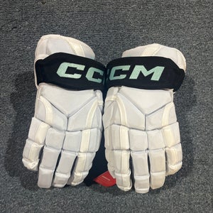 New CCM HG12 Mikko Rantanen 2022-23 All Star Game Gloves Stock 15”