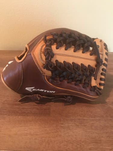 Used Right Hand Throw Easton Core Pro Series Baseball Glove 11.75"