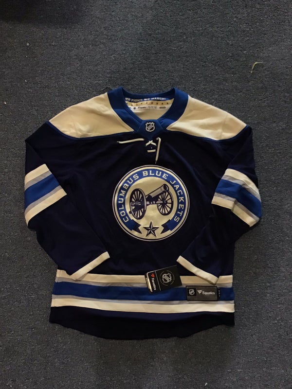 CCM Columbus Blue Jackets NHL Vintage Style Jersey Pullover Womans S |  SidelineSwap