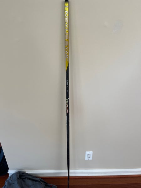 Senior Right Handed P28M Pro Stock Nexus Sync Hockey Stick