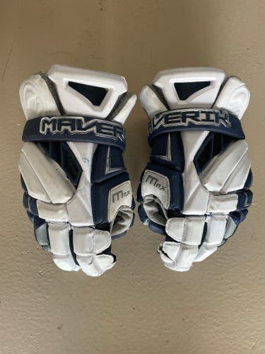 Georgetown Hoyas Team Gloves