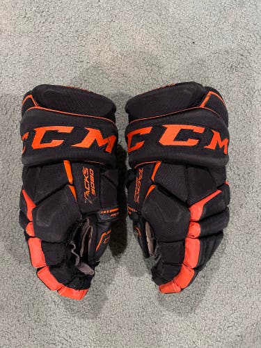 Used Size 14" CCM Tacks 9080 Black/Orange Hockey Gloves
