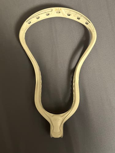 Used Attack & Midfield Unstrung Stallion Omega Head