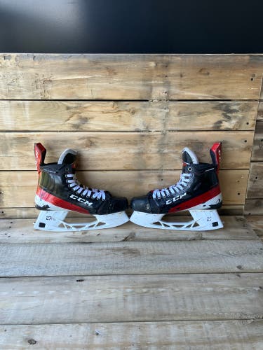 Used CCM Regular Width  Size 9.5 JetSpeed FT4 Pro Hockey Skates