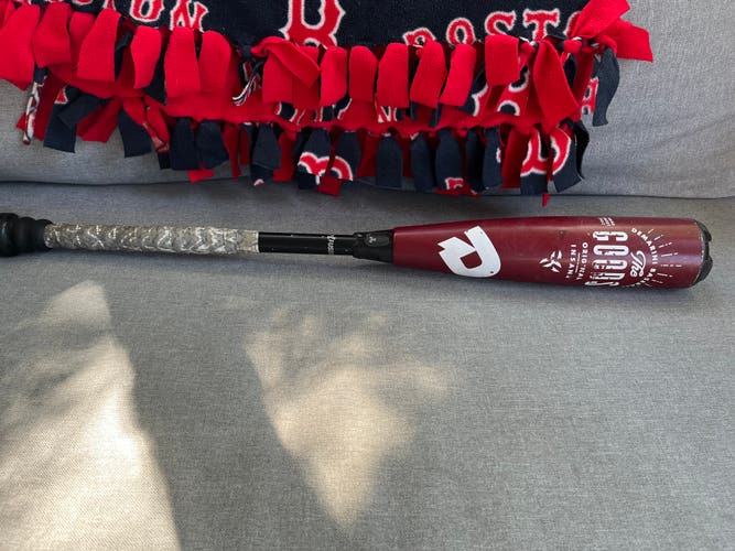 Used USSSA Certified DeMarini Alloy The Goods Bat (-10) 18 oz 28"