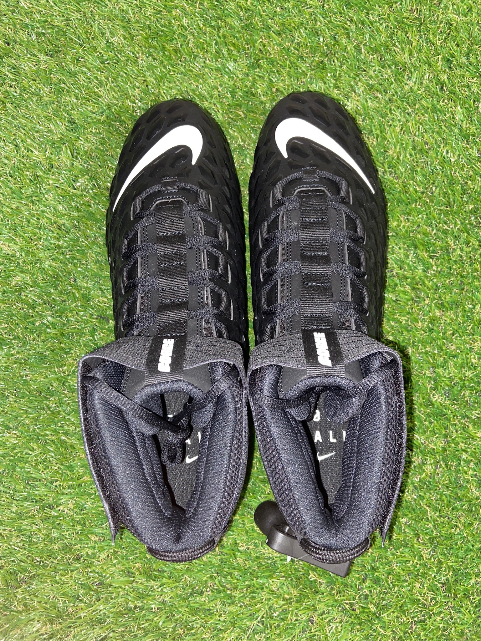 Nike Force Savage Pro 2 Detachable Football Lineman Cleats 