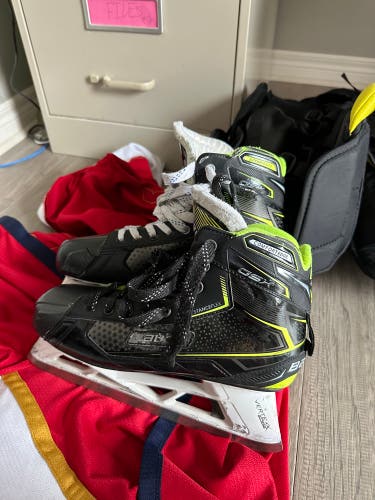Used Bauer   Size 10.5 GSX Hockey Goalie Skates