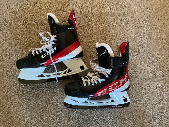 New CCM Pro Stock Size 10 JetSpeed FT4 Pro Hockey Skates