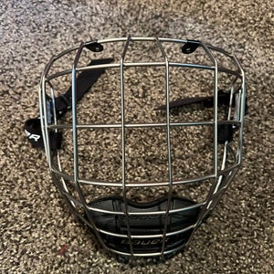Used Medium Bauer Full Cage Profile III Facemask