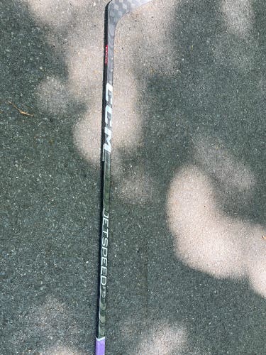 Like New JetSpeed FT5 Pro RH P28M 80 Flex