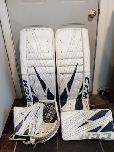 Used 34" CCM Regular Extreme Flex 4 Goalie Full Set