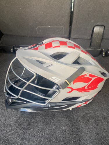 Player's Cascade S Helmet