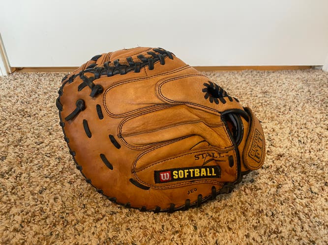 Wilson PRO-FP500 32” Fast Pitch Softball Youth Catchers Mitt Model A0500 FPCM