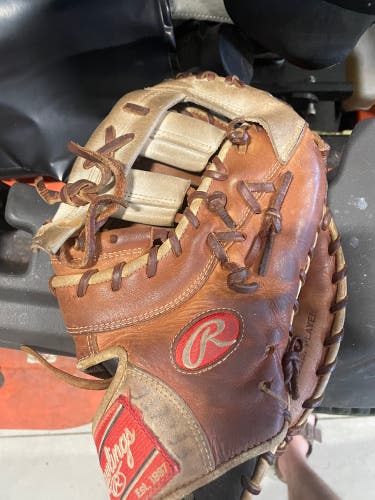 Used  Right Hand Throw 12.25" Gold Glove Elite Baseball Glove