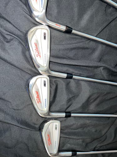 Men's Left Hand 6 Pieces 718 CB Iron Set