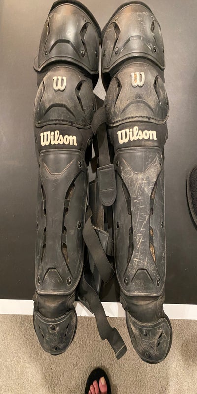 New Wilson Ez Gear 2.0 Youth Catcher's Set Black S M SidelineSwap