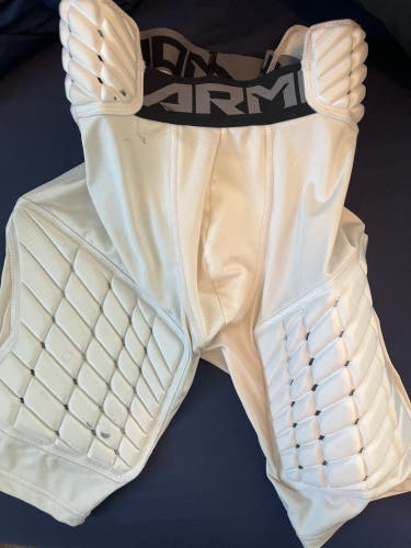 Adult Medium Under Armour