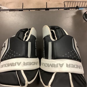 Used Under Armour NLL Adult Box Lacrosse Goalie Gloves Size Large