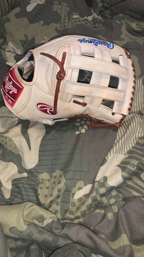 Outfield 12.75" Heart of the Hide Baseball Glove
