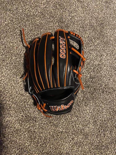 2022 Infield 11.5" A2000 Baseball Glove