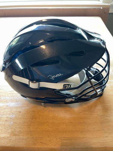 Used Schutt Lacrosse Helmet