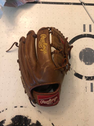 2021 Pitcher's 11.75" Heart of the Hide Baseball Glove