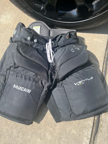 Used XL Vaughn  Ventus SLR Jr Hockey Goalie Pants