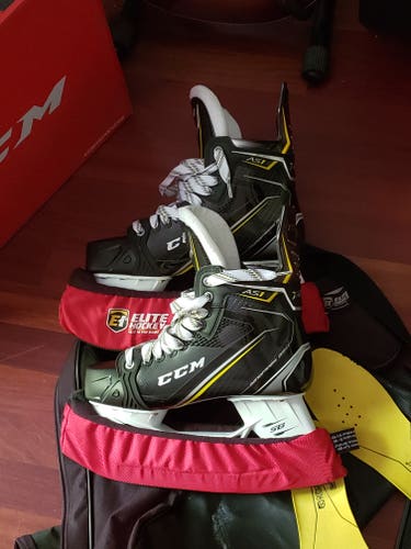 CCM Super Tacks AS1 7.5D