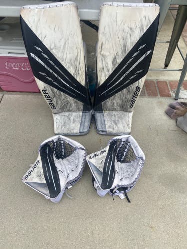 35" Bauer  Hyperlite Goalie Leg Pads