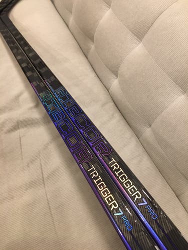 2 PACK! New Senior RH CCM Ribcor Trigger 7 Pro P28 75 Flex Hockey Stick